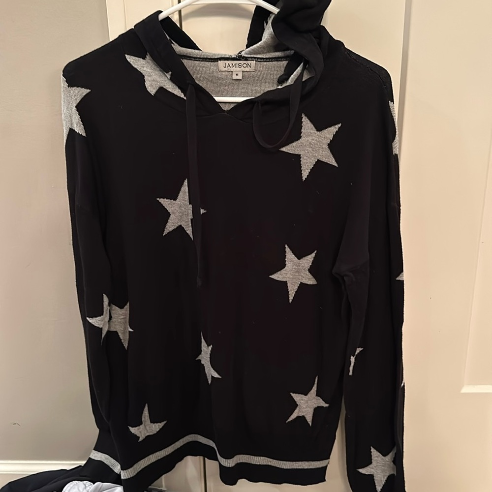 Women’s hooded sweater